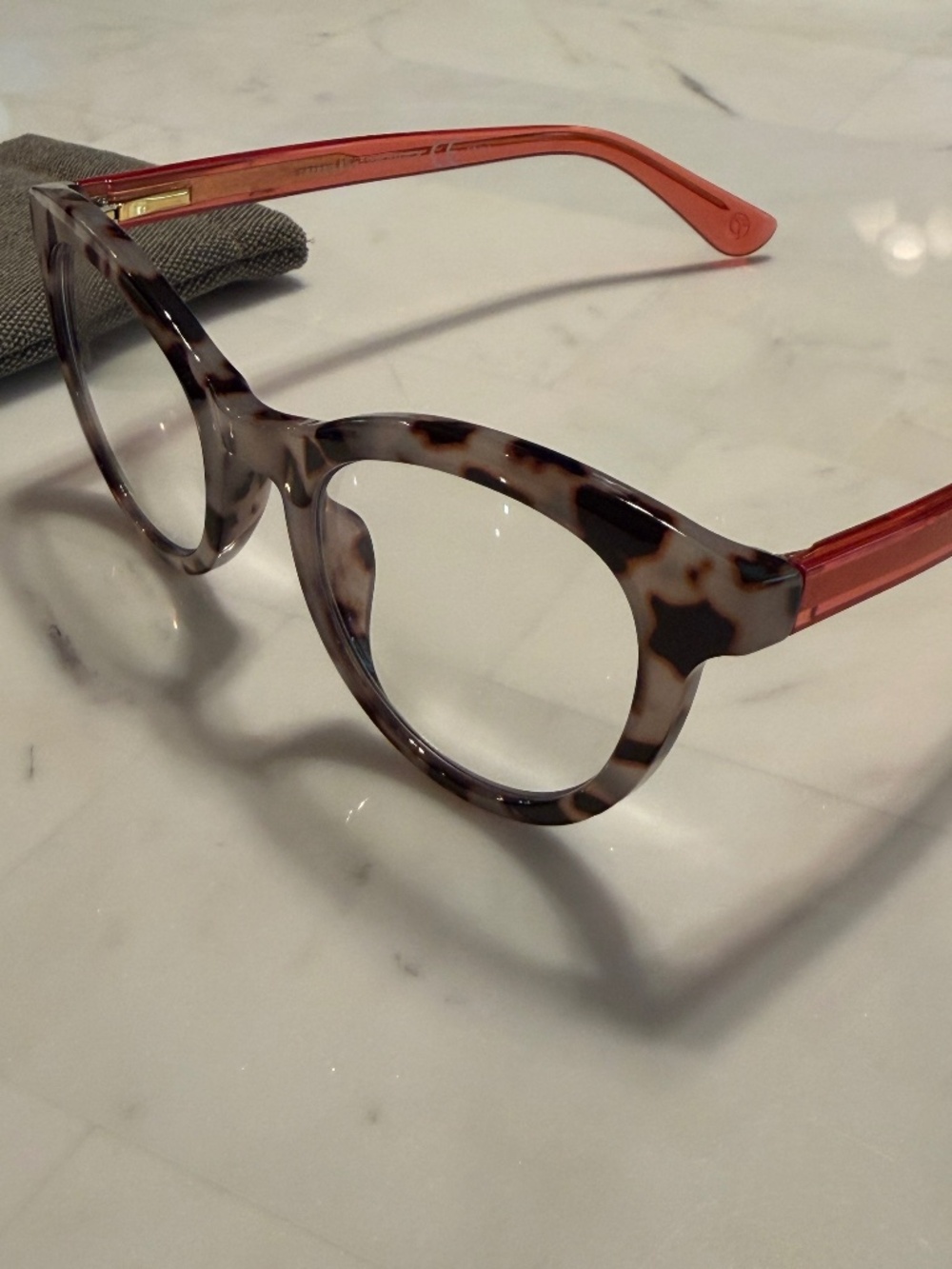 Two Pair of Peepers 1.50 Blue Light Progressive Readers with Cases - Picture 8 of 12